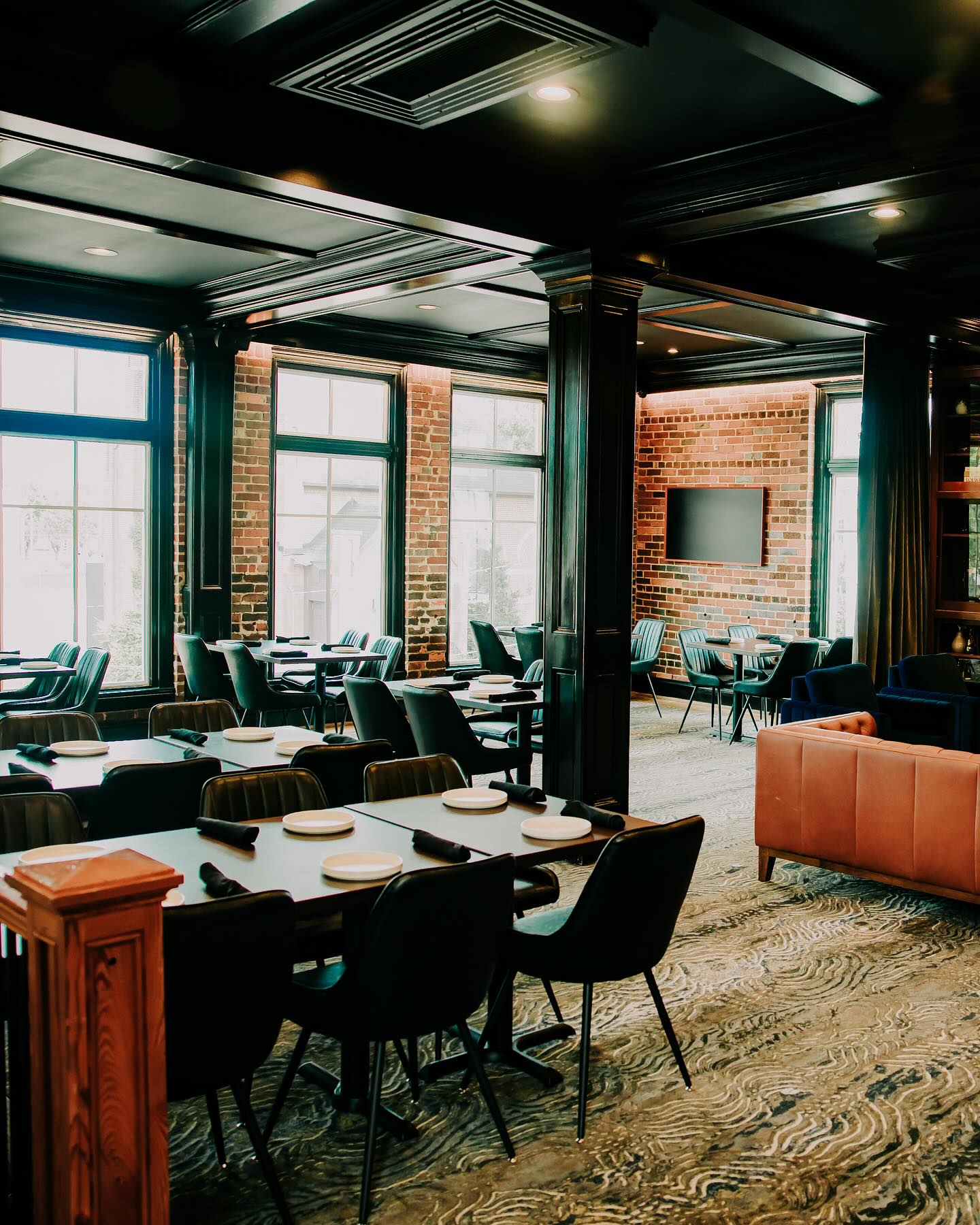 Dining room at Five on Black